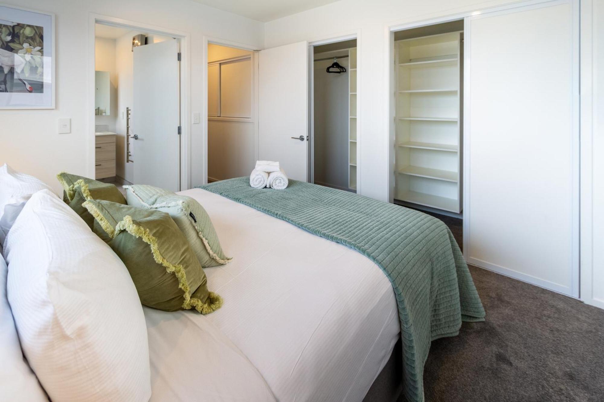 כרייסטצ'רץ' Stylish Central City Townhouse Next To Little High מראה חיצוני תמונה